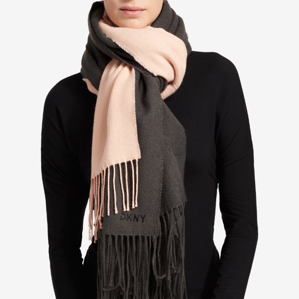 DKNY Double Oversized Scarf Wrap NWT Pink Gray Pashmina Shawl 29x84